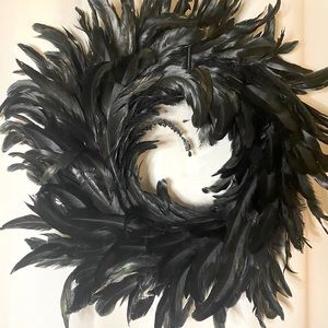 Black Feather Wreath